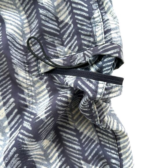 Outerknown Kelly Slater Surf Board Shorts Mens 34 Blue Chevron Athleisure Swim - Picture 9 of 12